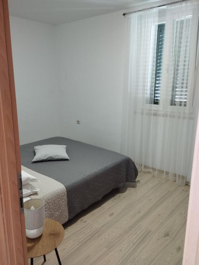 Apartments Mijo Kaštela Zewnętrze zdjęcie