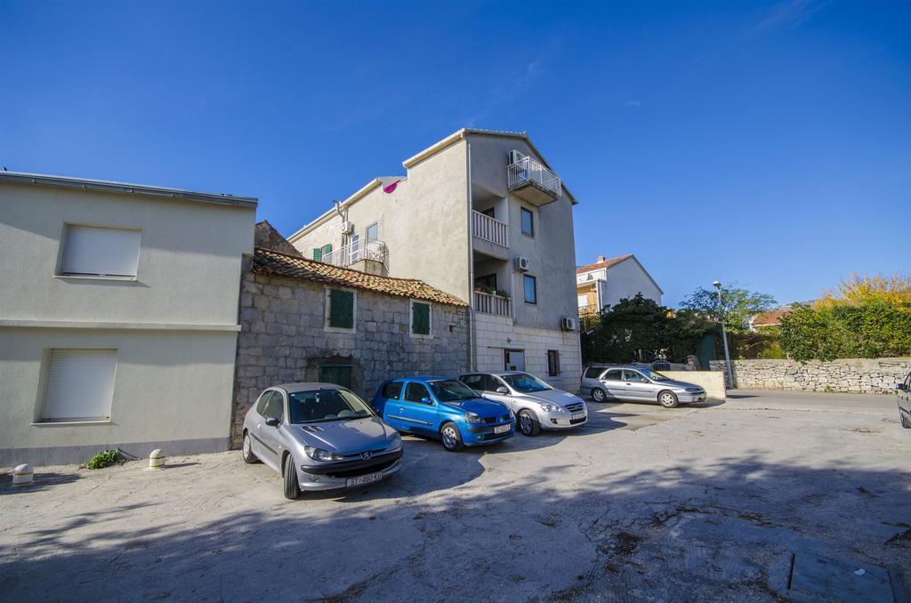 Apartments Mijo Kaštela Zewnętrze zdjęcie